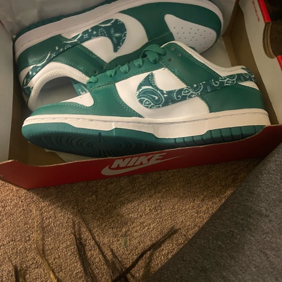 Nike Dunk Paisley - Picture 5 of 5